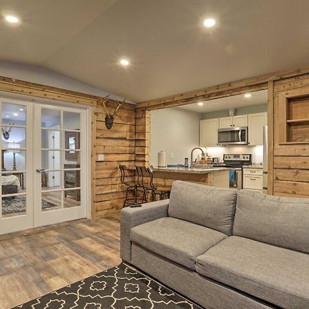 شقة Rustic Anchorage Hideaway Walk To Coastal Trail! المظهر الخارجي الصورة
